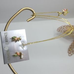 Necklace and earrings set